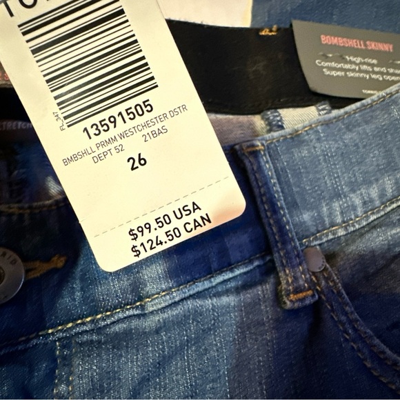 Torrid NWT Bombshell Distressed Skinny Jeans Women's 26R High Rise Stretch Denim - Picture 3 of 12
